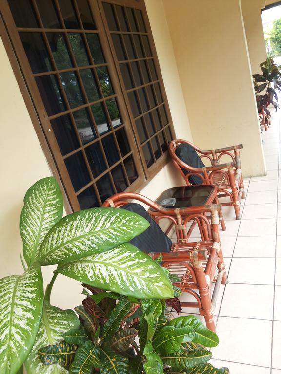 Pasir Putih Resort Bengkulu Eksteriør bilde