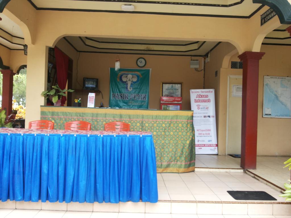 Pasir Putih Resort Bengkulu Rom bilde