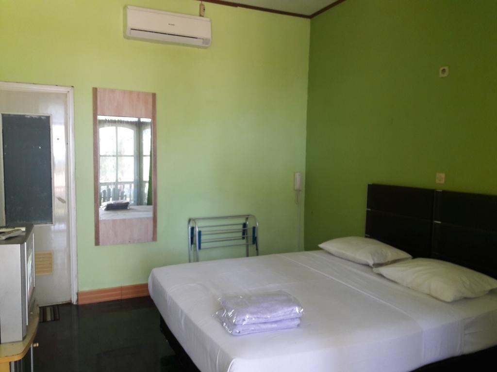 Pasir Putih Resort Bengkulu Eksteriør bilde
